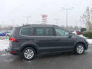 Volkswagen Sharan 1.4  TSI AHK Allwetter 7-Sitzer Sitzheizung Bild 5