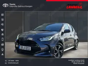Toyota Yaris Hybrid 116 1.5 VVT-i Team Deutschland
