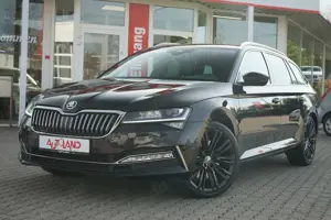 Skoda Superb Combi 2.0 LK 4x4 DCC Soundsystem Leder