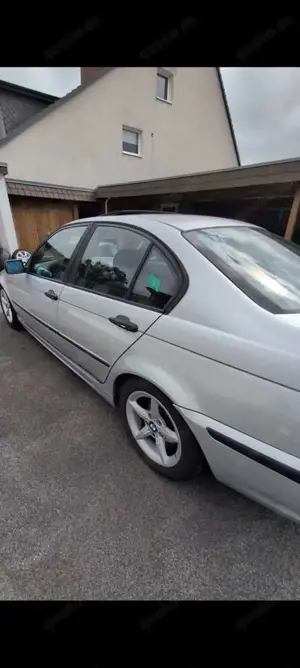 BMW 318 318i