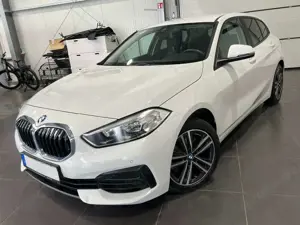 BMW 116 d Lim. Automatik **Navi*AHK*SHZ*PDC**