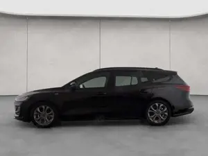 Ford Focus Turnier 1.0 EcoBoost Hybrid Aut. ST-LINE X Bild 2