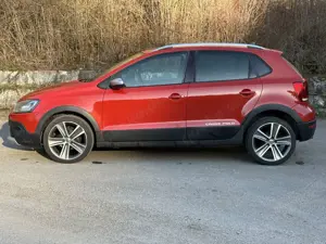 Volkswagen Polo Cross 1.6 TDI DSG|AUTOMATIK,Sitzheizung,8Fach,TÜV Bild 4