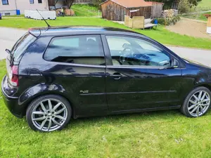 Volkswagen Polo Black Edition top inkl. smartphone