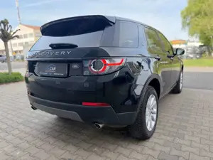 Land Rover Discovery Sport SE AWD LED Leder Bild 2