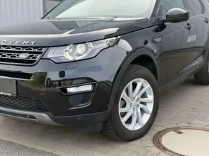 Land Rover Discovery Sport SE AWD LED Leder Bild 4