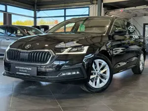 Skoda Octavia Style *HU/AU*SHZ 4X*TEMPO*NAVI*LED*AHK*