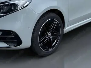 Mercedes-Benz V 300 d AVANTGARDE Lang AMG Night+Pano+AHK+StHz Bild 3