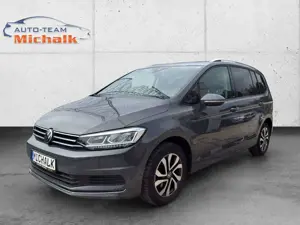 Volkswagen Touran LED AHK ACC 3-Zonen Garantie 10/27