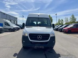 Mercedes-Benz Sprinter Sprinter 315 Tourer Pro/L 9G Klima Standhzg 360° Bild 3