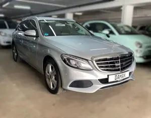Mercedes-Benz C 220 T d 4Matic*Luxury*HEAD UP*AHK*LED