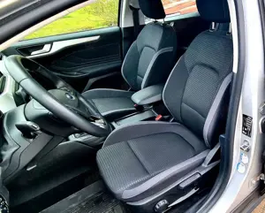Ford Focus Turnier Cool  Connect Bild 5