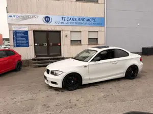 BMW 120 Coupe 120i M Paket Gewährleistung TÜV Bild 1