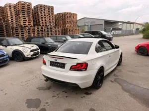 BMW 120 Coupe 120i M Paket Gewährleistung TÜV Bild 4