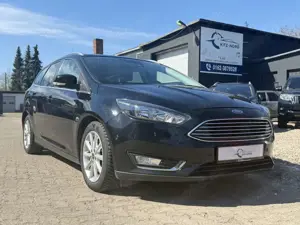 Ford Focus Titanium TÜV NEU*Klima*PDC*SHZ