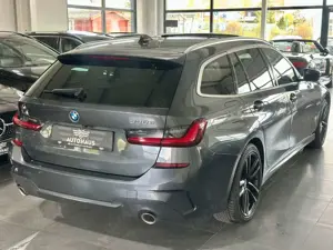 BMW 330 Touring e, M-SportPaket,Pano,LED,VOLL,TOP Bild 5