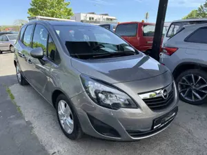 Opel Meriva 1.4 Selection Klima Tüv Neu