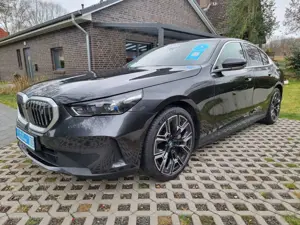 BMW i5 i5 eDrive 40, 360° Cam, Pano, Sitzklima, BW