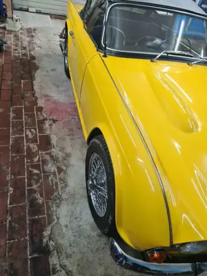 Triumph TR4 Bild 2
