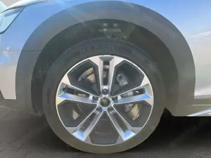 Audi A4 allroad Bild 3