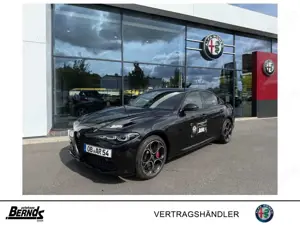 Alfa Romeo Giulia 2.0T.  AT8-Q4 Veloce LEDER-ROT TECHNOLOGIE+PREMIUM