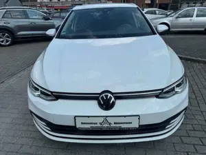 Volkswagen Golf VIII Lim. Life Navi PDC LED App-Connect