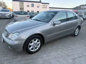Mercedes-Benz C 180 C 180 Kompressor (203.046) Automatik
