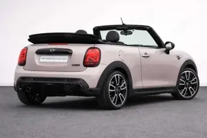MINI Cooper Cabrio JCW Trim Steptronic DSG LED Schein Bild 2