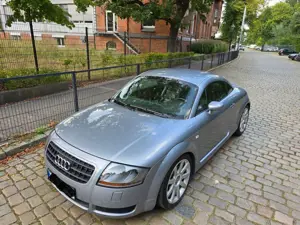 Audi TT Audi TT Coupe 1.8 T quattro Bild 2