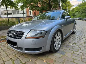 Audi TT Audi TT Coupe 1.8 T quattro Bild 3