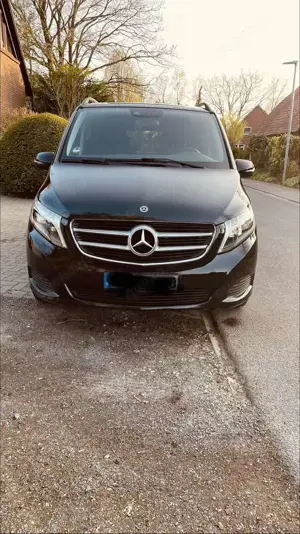Mercedes-Benz V 220 d lang 4Matic 7G-TRONIC Avantgarde Edition