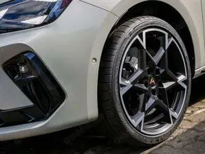 CUPRA Leon VZ 2.0 TSI DSG Matrix Sennheiser Navi Bild 5
