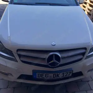 Mercedes-Benz C 250 CDI DPF Coupe (BlueEFFICIENCY)