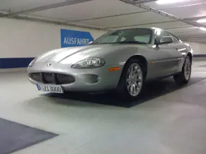 Jaguar XKR