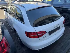 Audi A4 Ultra, Navi, Leder-Alcantara, Pano, Sportpaket. Bild 4