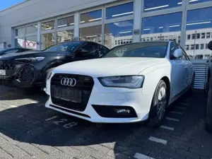 Audi A4 Ultra, Navi, Leder-Alcantara, Pano, Sportpaket.