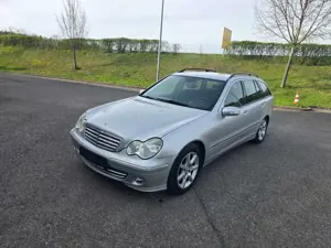 Mercedes-Benz C 200 Kompressor TÜV 03/2028 Klimaautomatik AHK Bild 2