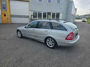 Mercedes-Benz C 200 Kompressor TÜV 03/2028 Klimaautomatik AHK Bild 5