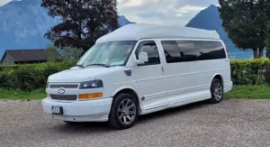 Chevrolet Express Bild 2