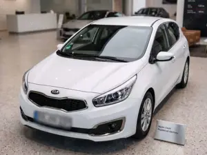 Kia Ceed / cee'd Ceed 1.0 T-GDI 100 ISG Dream-Team Edition