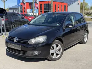 Volkswagen Golf 1.2 TSI Style Xenon Temp Klimaauto PDC Sitzhzg
