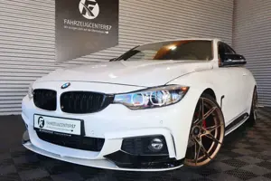 BMW 430 i Coupé M-PERFORMANCE/HIFI/CARPLAY/RFK/20"