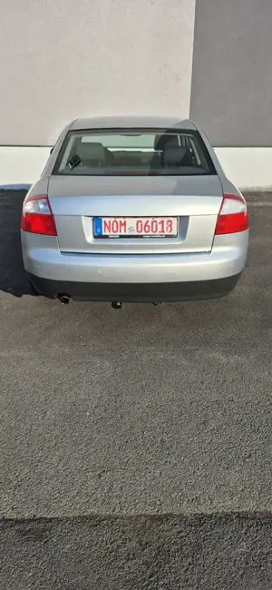 Audi A4 Bild 4