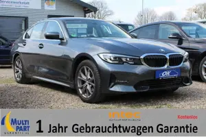 BMW 318 i Sport Line*S.Heft BMW*Navi*LED*VC*Klima*