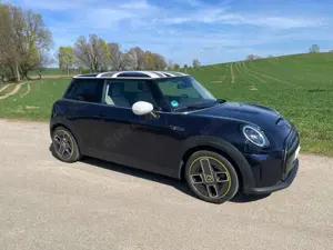 MINI Cooper SE LCI, Enigmatic Black, Garantie