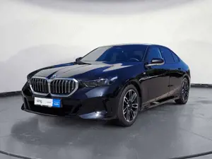 BMW 520 d xDrive Limousine M Sport Komfortsitze Drivi