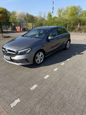 Mercedes-Benz A 180 7G-DCT Urban
