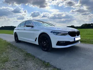 BMW 530 e Plug-In-Hybrid Luxury Line Performance