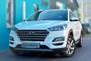 Hyundai TUCSON 175 4WD*Automatik*AHK*Klimaauto*Shz*Cam