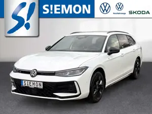 Volkswagen Passat Variant TDI DSG R-Line BlackStyle AHK DCC
